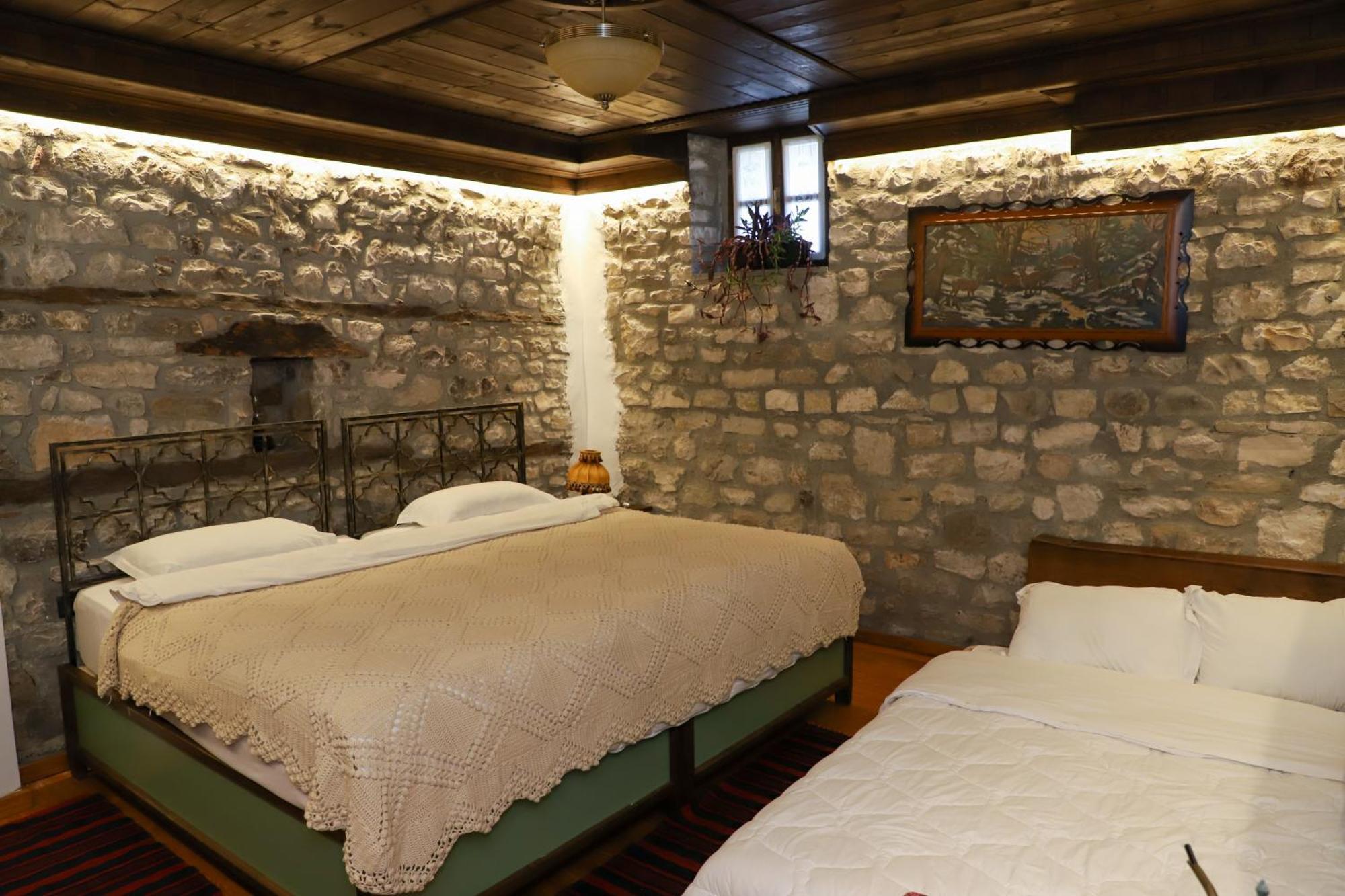 Tomori Gasthof Berat